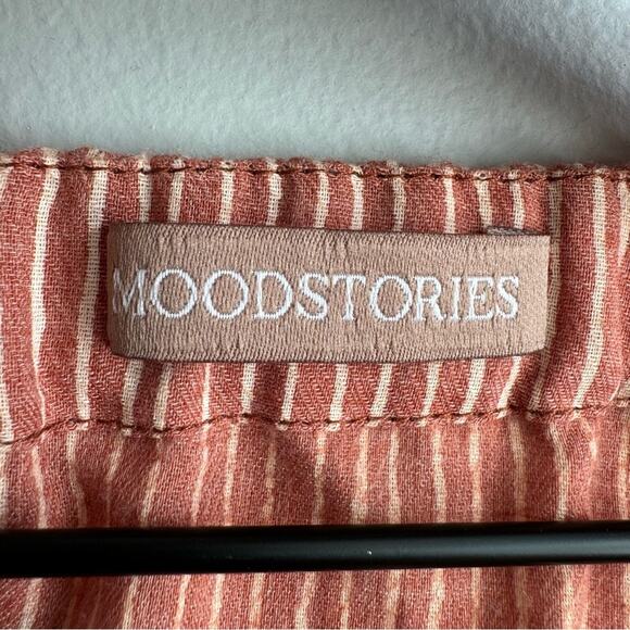 MOODSTORIES Striped Balloon Sleeve Tie Front Crop Top in Terracotta EU Small - Picture 3 of 9